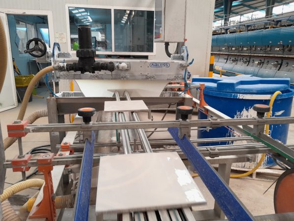 Ivace+i Innovación financia un proyecto para transformar residuos cerámicos en materiales de alto rendimiento para pavimentos 