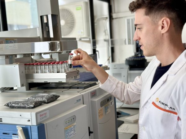 Ivace+i Innovación financia el desarrollo de materiales reciclados sin olores para su uso en el interior de los vehículos
